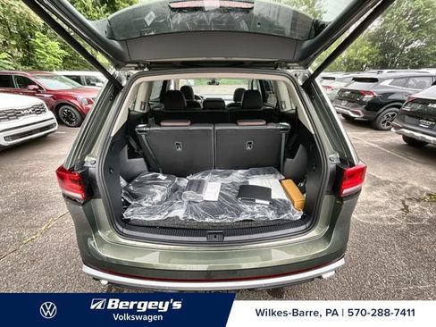 Used 2024 Volkswagen Atlas Peak Edition SEL AWD/4WD image 20