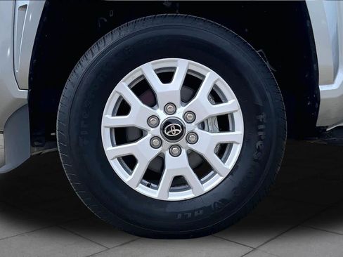 Used 2024 Toyota Tacoma SR5 RWD image 11