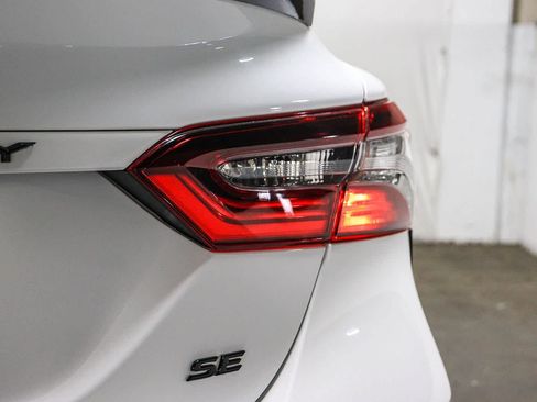 Certified 2023 Toyota Camry SE FWD image 12