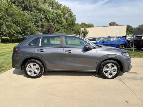Used 2023 Honda HR-V LX image 7
