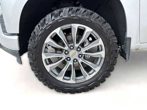 Certified 2020 Chevrolet Silverado 1500 Custom w/ Custom Value Package RWD image 12