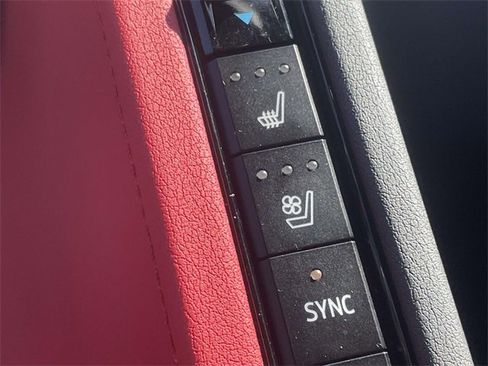 Used 2023 Chevrolet Corvette Stingray Preferred Conv w/ 2LT image 20