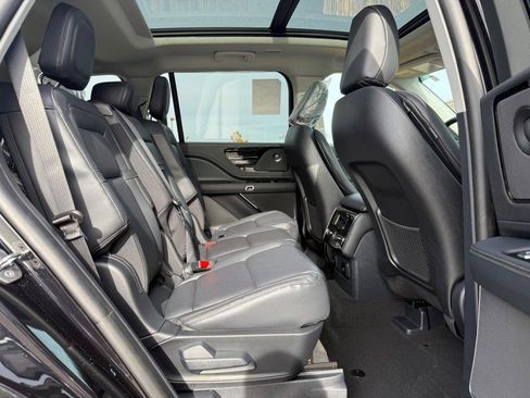 New 2026 Lincoln Aviator Reserve image 6
