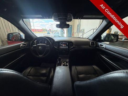 Used 2019 Jeep Grand Cherokee Limited w/ Luxury Group II AWD/4WD image 43
