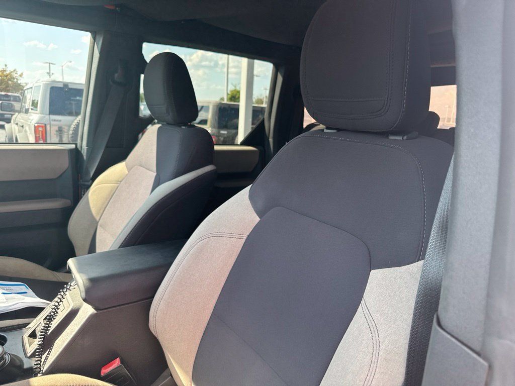 Used 2022 Ford Bronco Big Bend AWD/4WD image 8
