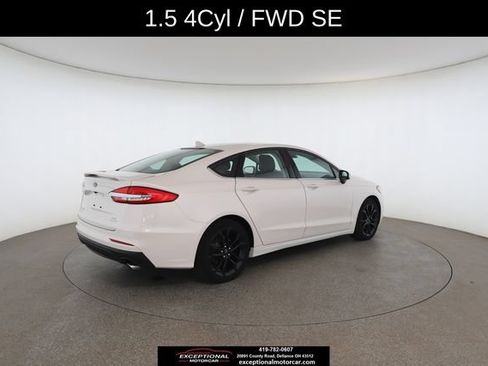 Used 2019 Ford Fusion SE w/ Equipment Group 151A FWD image 19