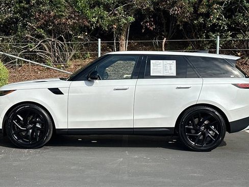 Certified 2025 Land Rover Range Rover Sport SE image 2
