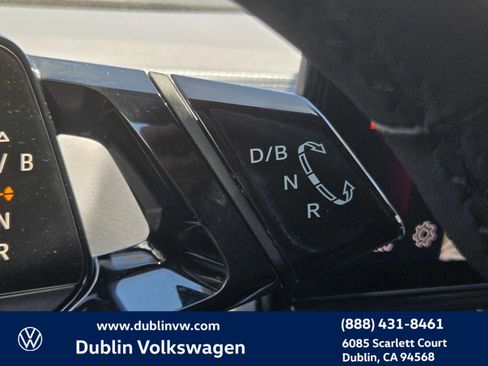 Used 2023 Volkswagen ID.4 Pro S RWD image 21