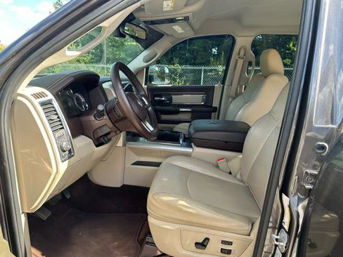 Used 2015 RAM 2500 Laramie w/ Convenience Group image 31