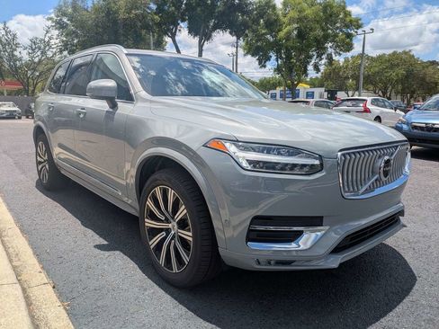 Certified 2024 Volvo XC90 B5 Plus w/ Protection Package Premier AWD/4WD image 8