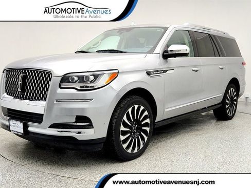 Used 2022 Lincoln Navigator L Black Label AWD/4WD image 1