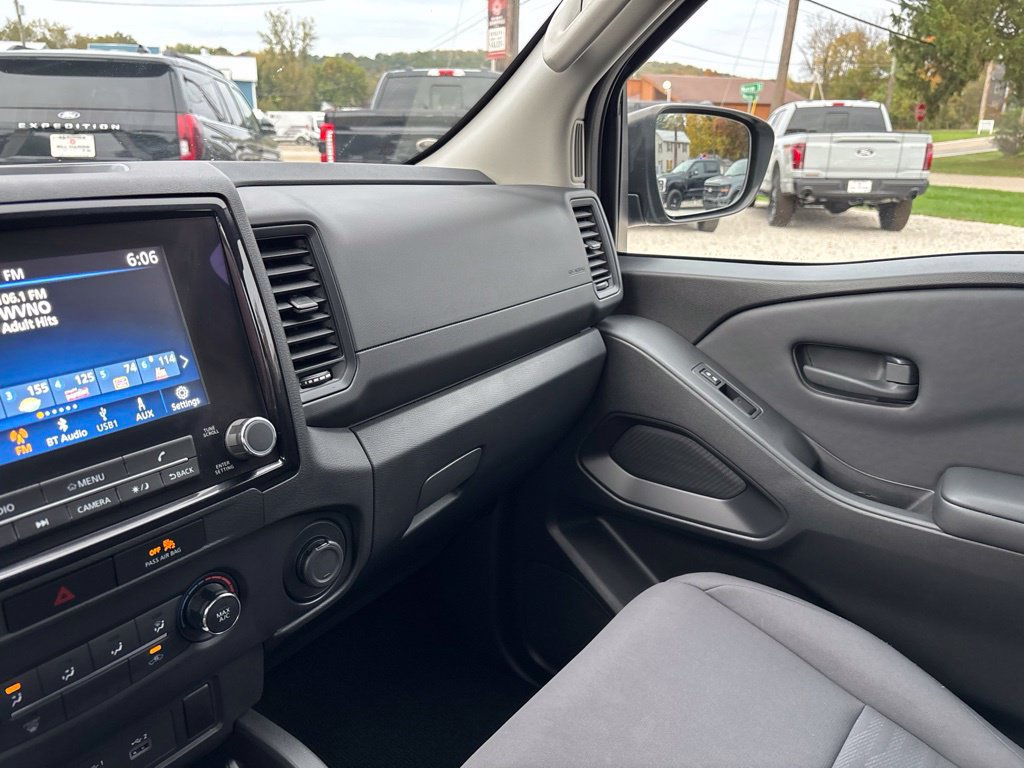 Used 2022 Nissan Frontier S w/ Technology Package AWD/4WD image 28