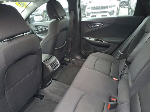 Used 2023 Chevrolet Malibu LT image 19