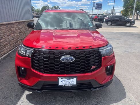 Used 2026 Ford Explorer ST AWD/4WD image 3