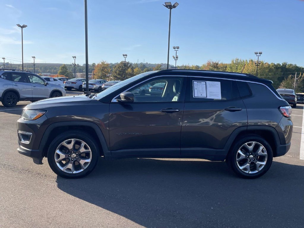 Used 2018 Jeep Compass Limited w/ Safe & Security Group FWD image 26