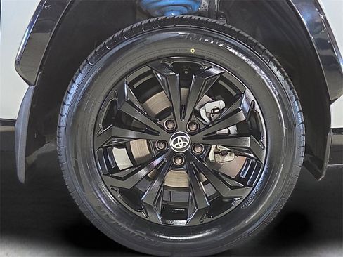 Certified 2024 Toyota RAV4 SE image 10