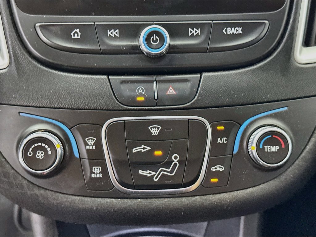 Used 2022 Chevrolet Malibu LS FWD image 19