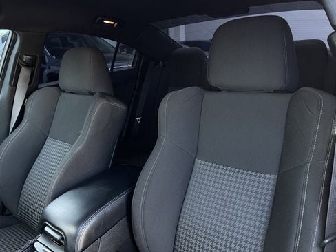 Used 2022 Dodge Charger R/T w/ Blacktop Package image 16