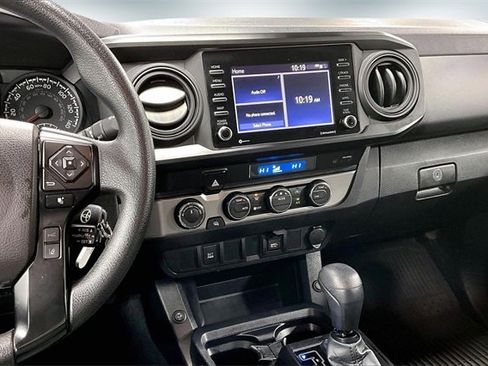 Used 2022 Toyota Tacoma SR image 11