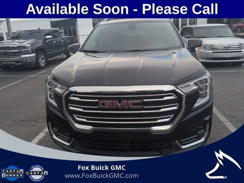 Used 2023 GMC Terrain SLT w/ Infotainment Package II AWD/4WD image 2