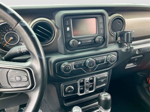 Certified 2018 Jeep Wrangler Unlimited Sport S image 14