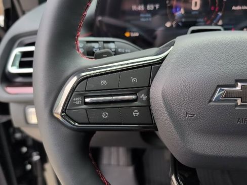 New 2026 Chevrolet Traverse RS w/ LPO, Floor Liner Package FWD image 21