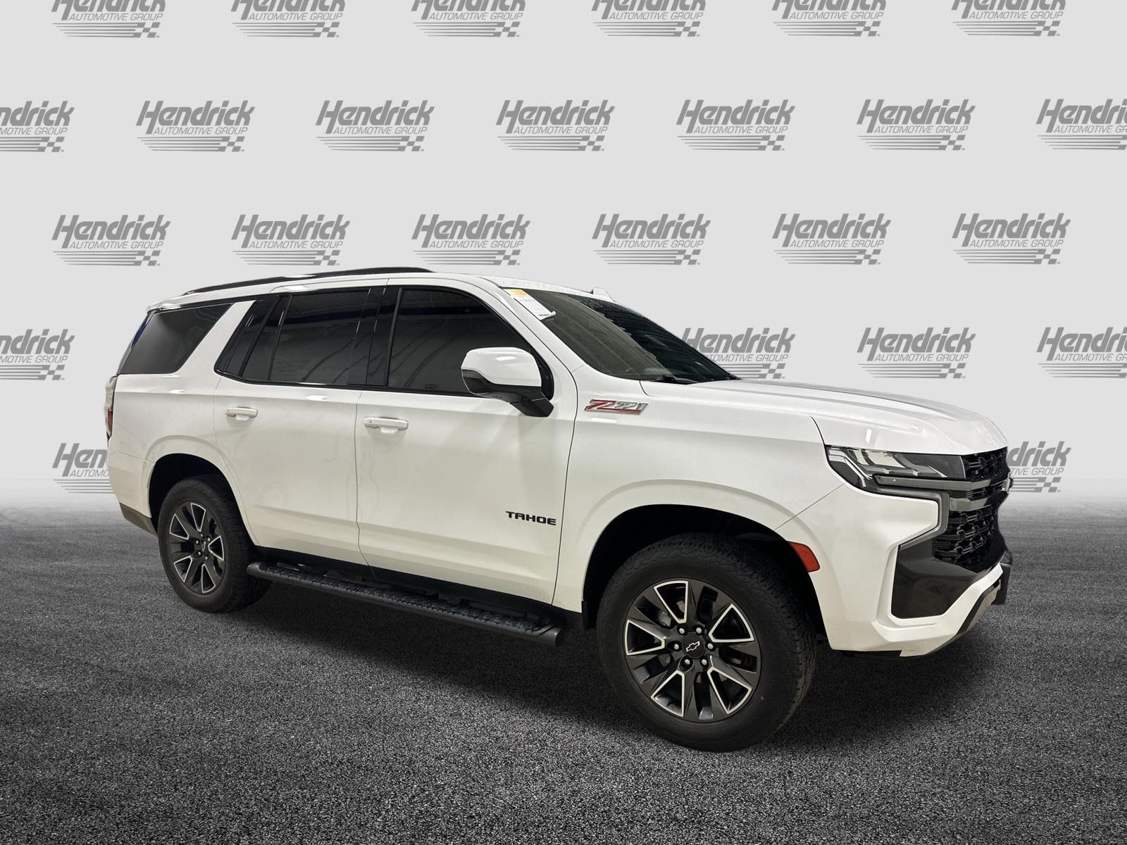 Used 2022 Chevrolet Tahoe Z71 w/ Luxury Package AWD/4WD image 2
