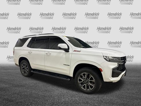 Used 2022 Chevrolet Tahoe Z71 w/ Luxury Package AWD/4WD image 2