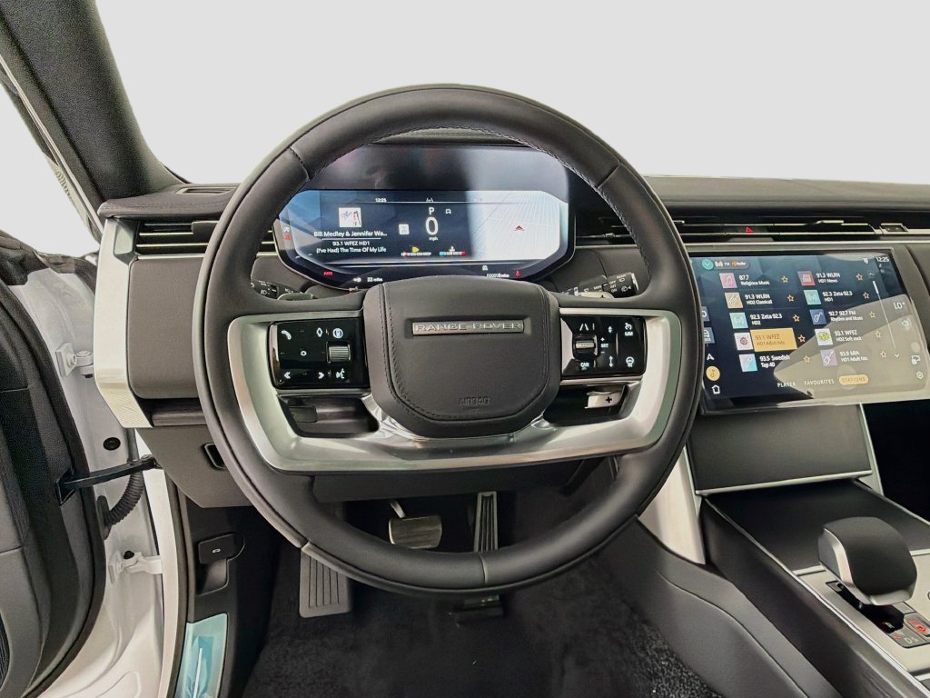 New 2026 Land Rover Range Rover SE AWD/4WD image 11