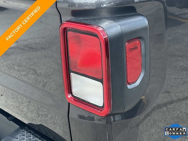 Certified 2024 Jeep Gladiator Sport AWD/4WD image 11