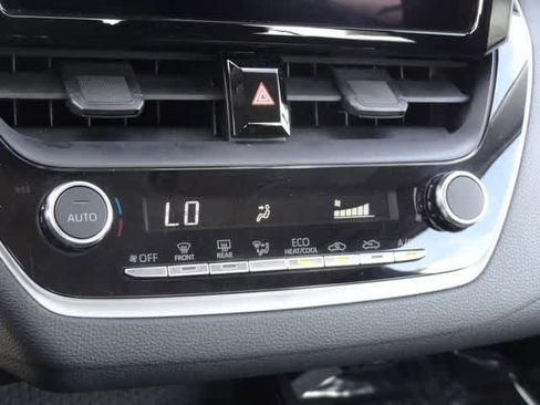 Used 2024 Toyota Corolla LE FWD image 25