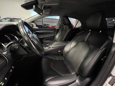 Used 2023 Toyota Camry XSE image 21