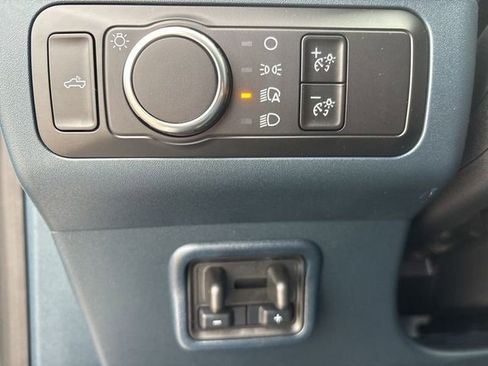 Used 2025 Ford Maverick Lariat w/ 4K Tow Package image 18