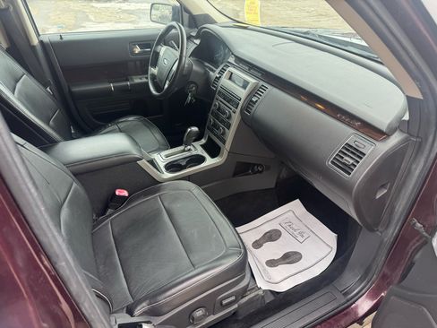 Used 2011 Ford Flex SEL w/ Convenience Pkg image 11
