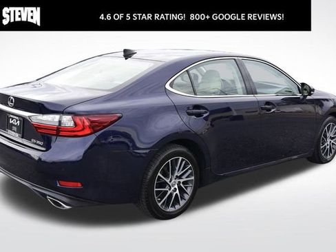 Used 2018 Lexus ES 350 w/ Luxury Package w/Wood Trim image 4