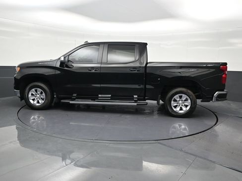 Used 2025 Chevrolet Silverado 1500 LT RWD image 2