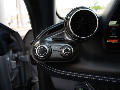 Used 2022 Ferrari F8 Tributo RWD image 25