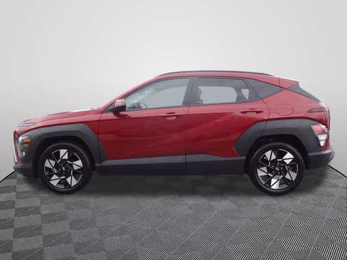 Used 2024 Hyundai Kona SEL FWD image 2