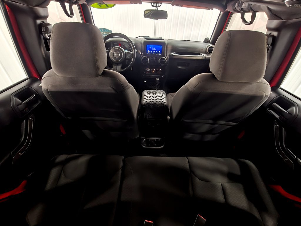 Used 2014 Jeep Wrangler Unlimited Sport w/ Quick Order Package 24S AWD/4WD image 23