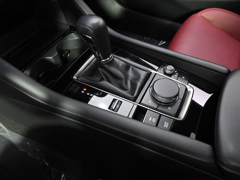 Used 2025 MAZDA MAZDA3 Hatchback w/Premium Plus Pkg image 32