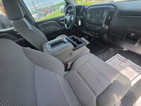 Used 2018 Chevrolet Silverado 1500 W/T w/ Trailering Package RWD image 6