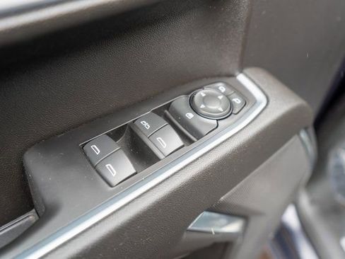 Used 2022 Chevrolet Silverado 1500 LT image 18