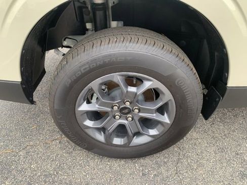 New 2025 Ford Maverick XLT w/ XLT Luxury Package image 30