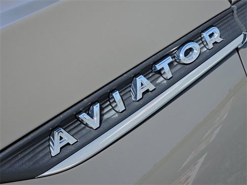 New 2025 Lincoln Aviator Reserve w/ Equipment Group 201A image 8