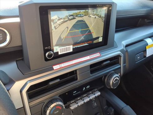 New 2026 Toyota 4Runner SR5 AWD/4WD image 19