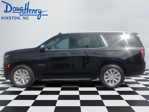 Used 2024 Chevrolet Tahoe Premier RWD image 2
