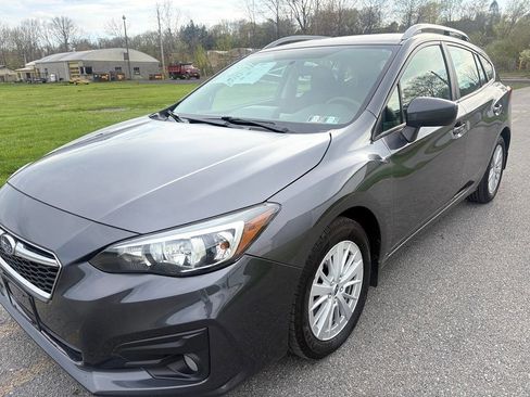 Used 2018 Subaru Impreza 2.0i Premium AWD/4WD image 3