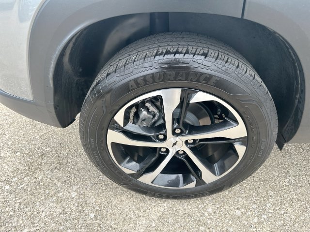 Used 2024 Chevrolet Trax RS FWD image 54