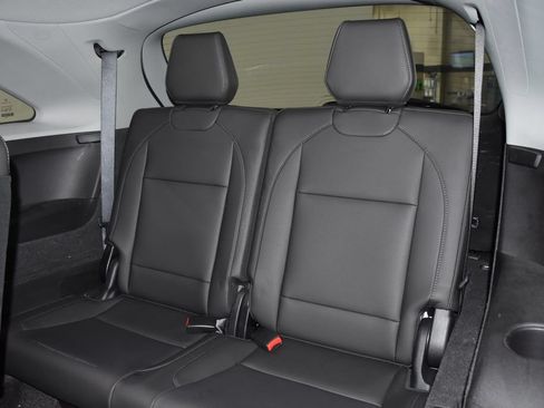 Used 2018 Acura MDX SH-AWD image 30