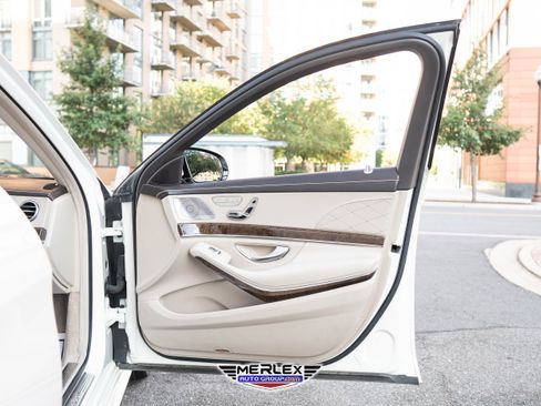 Used 2017 Mercedes-Benz S 550 Sedan image 45